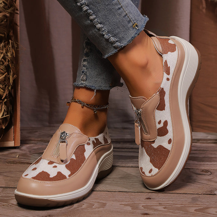 Dame Slip-On Sneakers med moderigtigt leopardmønster og praktisk lynlås Stilla