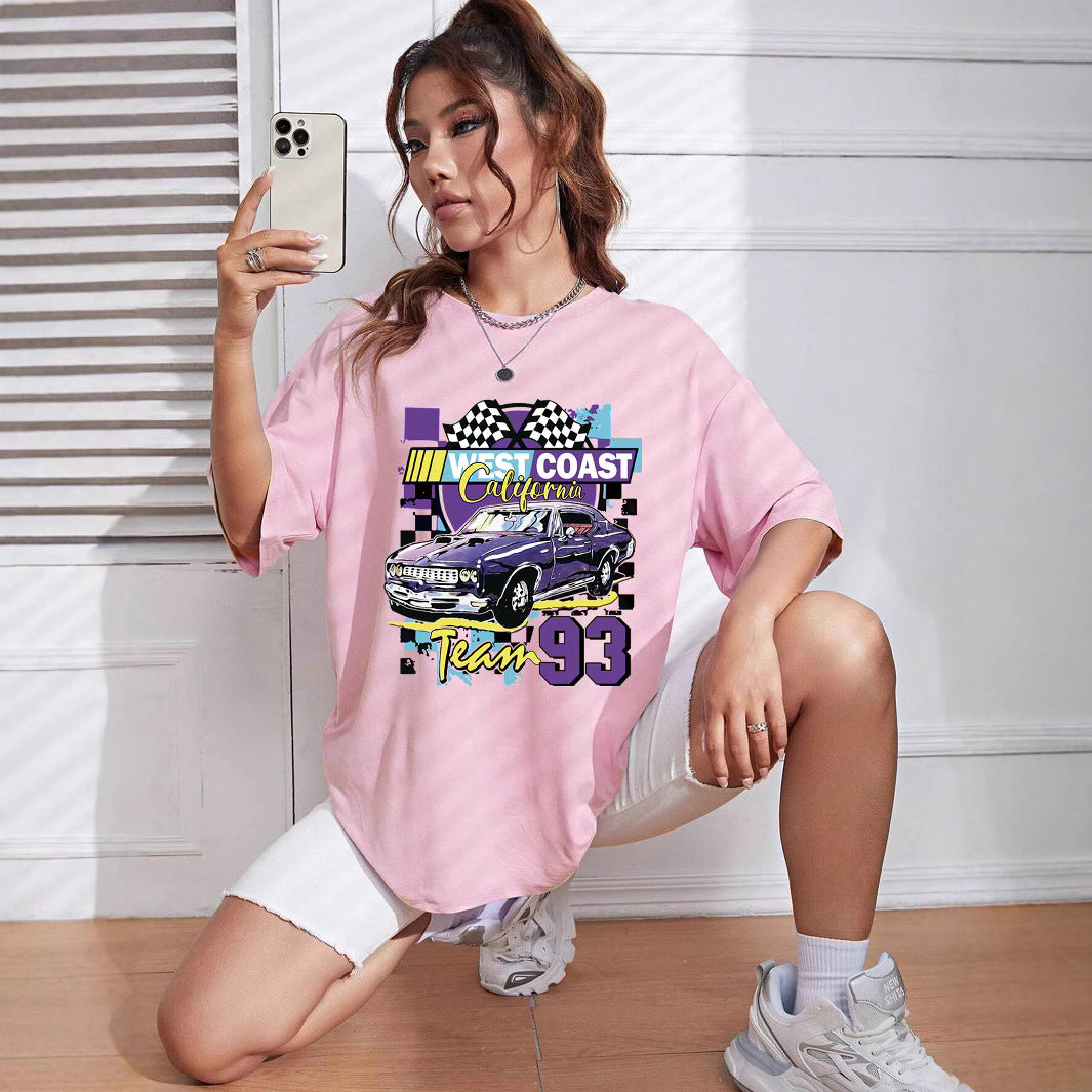 Dame T-shirt med kreativt automobildesign og afslappet snit Stilla