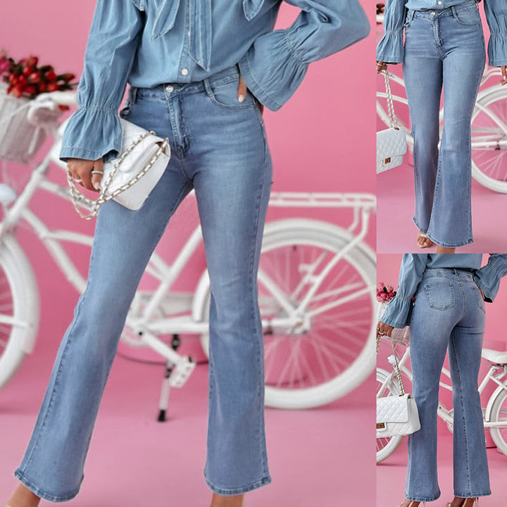 Dame denimbluse med flæsedetaljer og knyttet udskæring Stilla