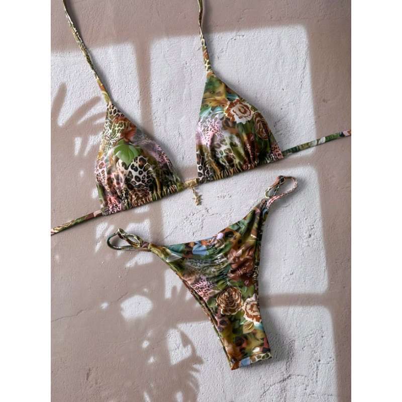 Dame Triangel-Bikini med farverigt blomster- og dyremønster Stilla