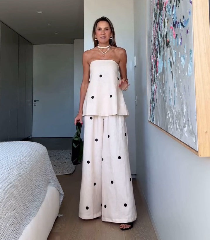Dame bred to-delt outfit med elegant top Stilla