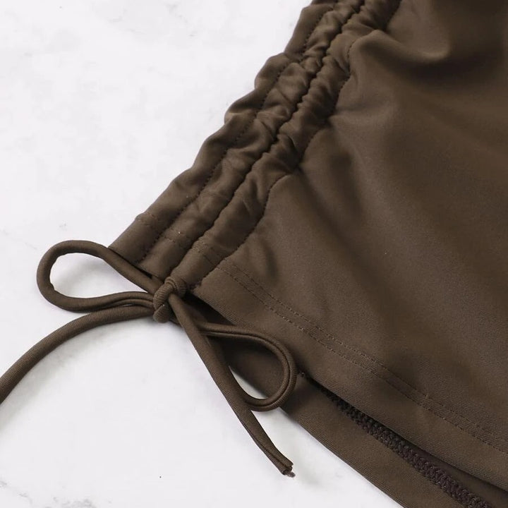 Dame Cropped Top med dekorative flæsedetaljer og høj talje Skovae