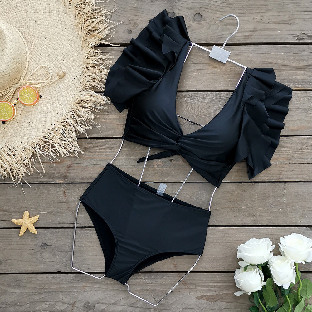 Dame Bikini-sæt med elegant flæse-design og dyb V-udskæring Stilla
