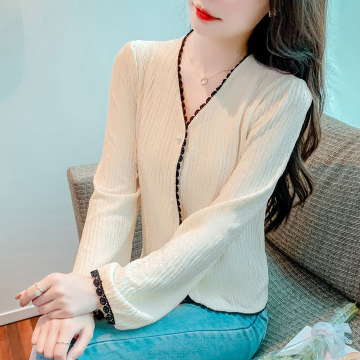 Kvinders bluse med fine lace accenter og elegant snit Stilla
