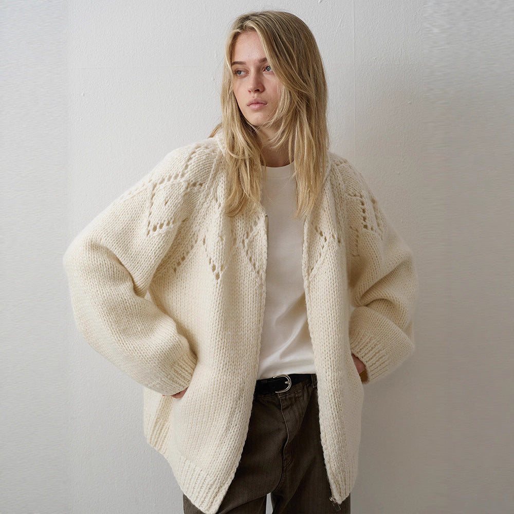 Kvinders chunky strik cardigan med tidløst design og moderne detaljer Stilla
