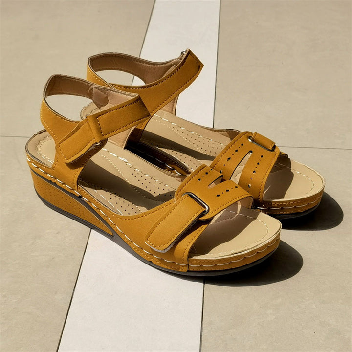 Dame Wedge-sandaler med justerbare remme og ergonomisk fodbottom Stilla