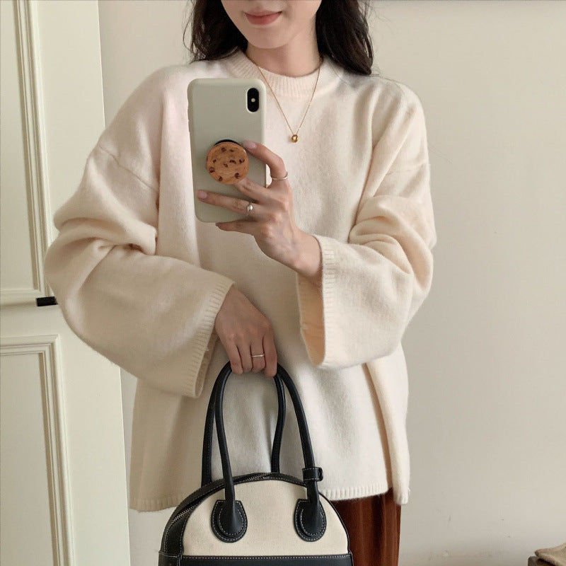 Kvinders oversized strikket sweater med bred skæring og fint materiale Stilla