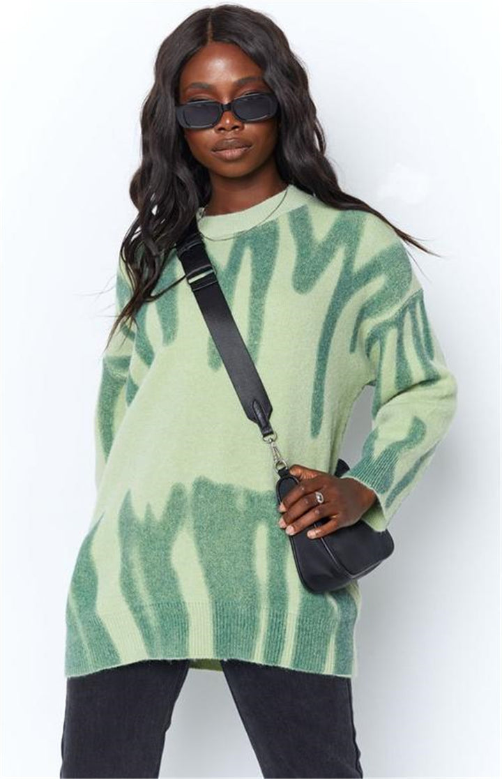 Damer Løs sweater med unik farvegradient og bred pasform Stilla