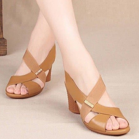 Dame elegante Slingback Sandaler med stabil hæl og justerbare stropper Stilla