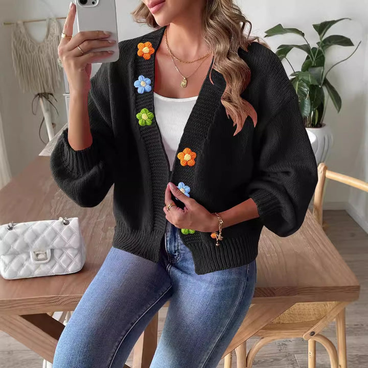 Dame Trendy Strikjakke med farverige Blomsterapplikationer Stilla