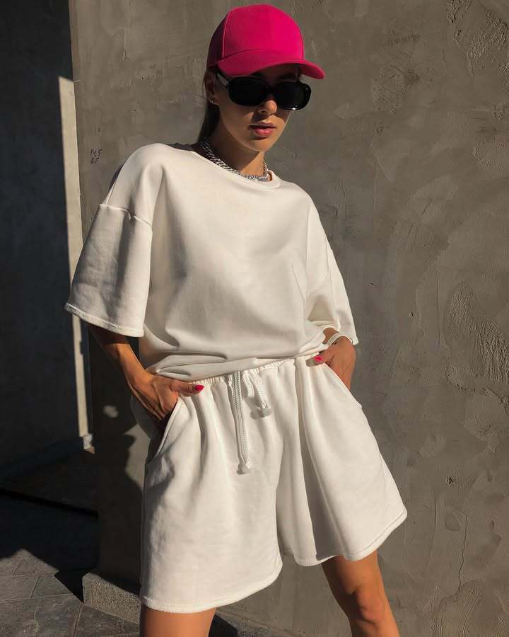 Kvinders casual top og shorts sæt med knapdetaljer Skovae