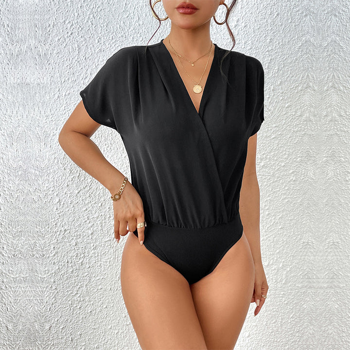 Dame Body med elegant indpakningslook og korte ærmer Stilla