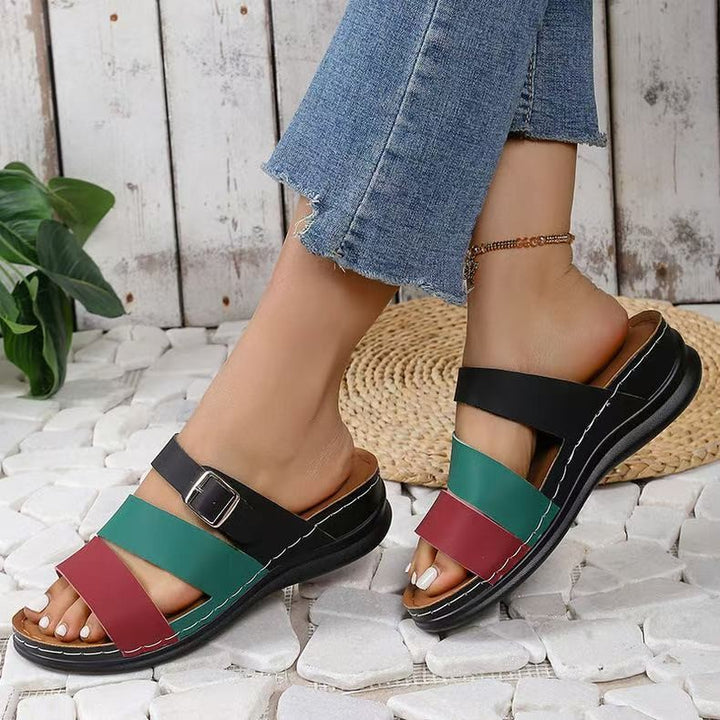 Dame behagelige Slide-sandaler med moderigtigt farveblok-design og justerbar rem Stilla