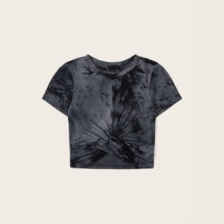 Dame Crop-T-shirt med stilfuld knude-design og batikmønster Stilla