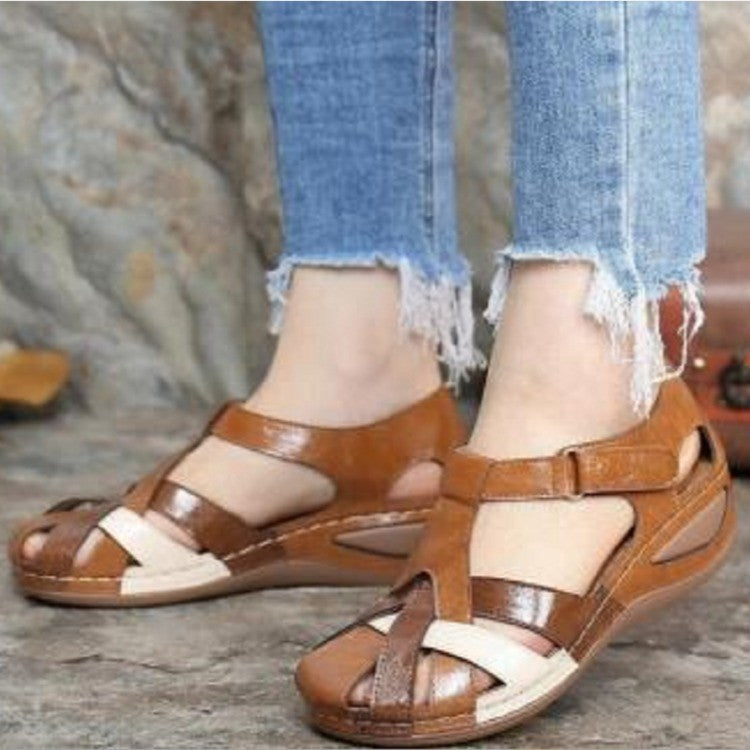 Dame Komfortable og elegante Riemchen-sandaler med justerbare remme og ergonomisk fodseng Stilla