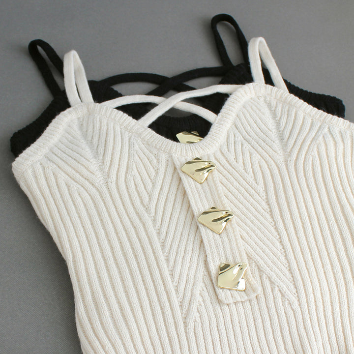 Dame cropped strik top med moderne stropper og struktureret design Stilla