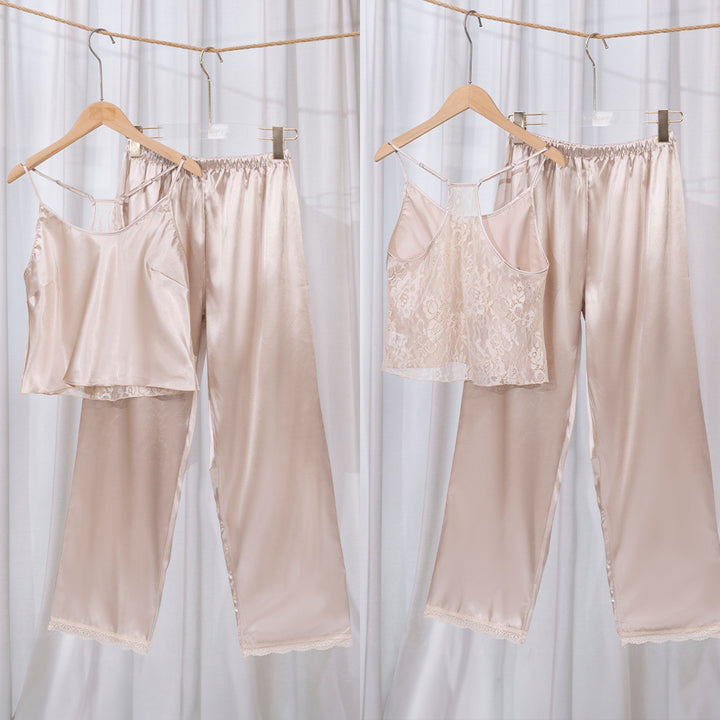 Dame Satin pyjamasæt med raffineret lace og løs pasform Stilla