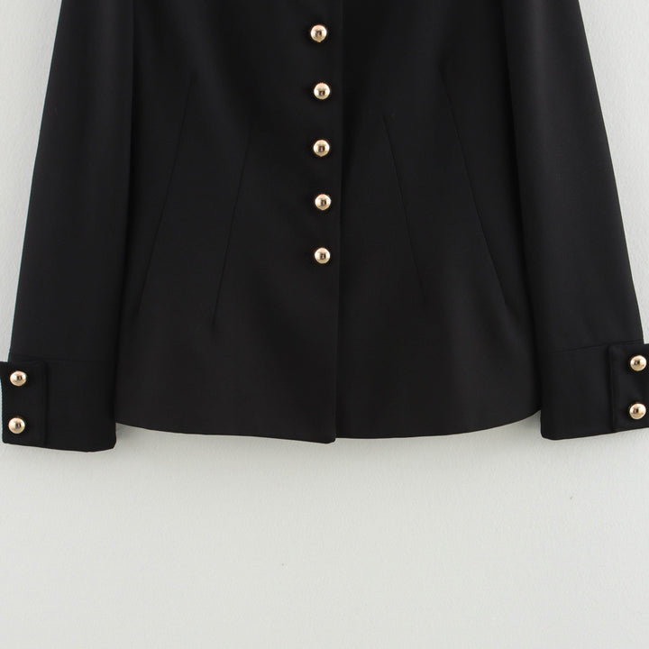 Dame elegant kort jakke med dekorative knapper Stilla