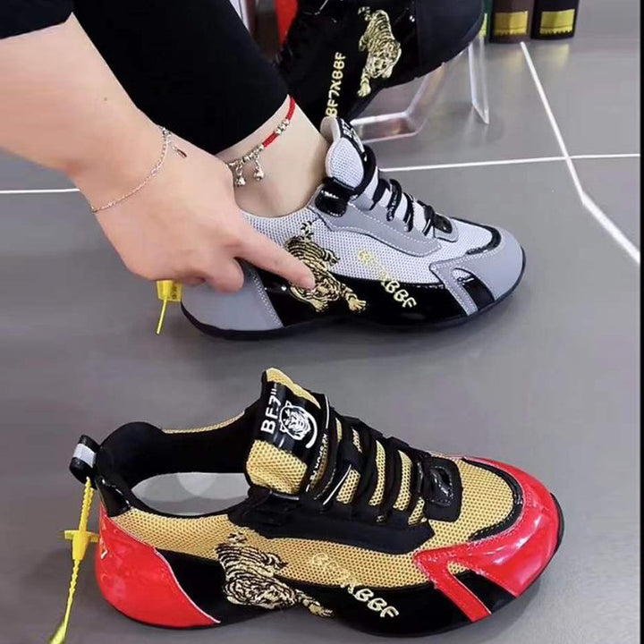 Dame mode sneakers med dyremotiv og åndbart overmateriale Stilla