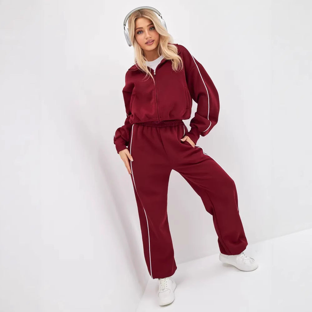 Kvinders sporty fritidssuit med høj krave Skovae
