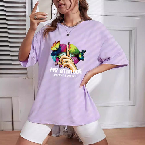 Dame Oversized T-Shirt med farverigt grafikdesign og afslappet pasform Stilla
