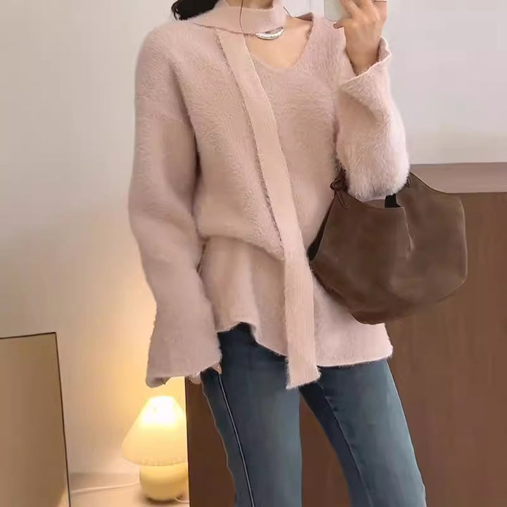 Dame grovstriktr sweater med dyb V-hals og flotte bånd detaljer Stilla