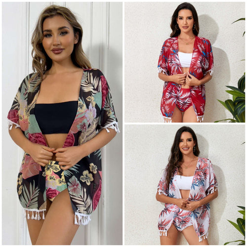 Dame elegant strandoutfit med floral overtræk og matchende bikini Skovae