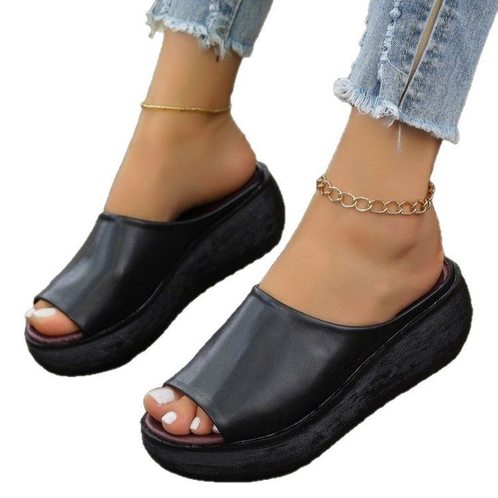 Dame Plateau-Slipper med smidigt overmateriale og ergonomisk fodseng Stilla