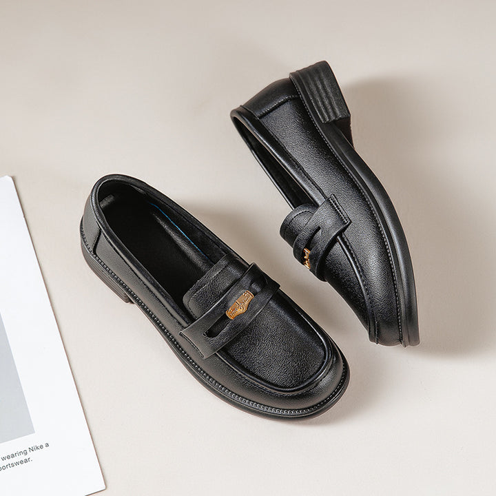 Femme Elegante Læder Slipper med Luksuriøse Detaljer Stilla