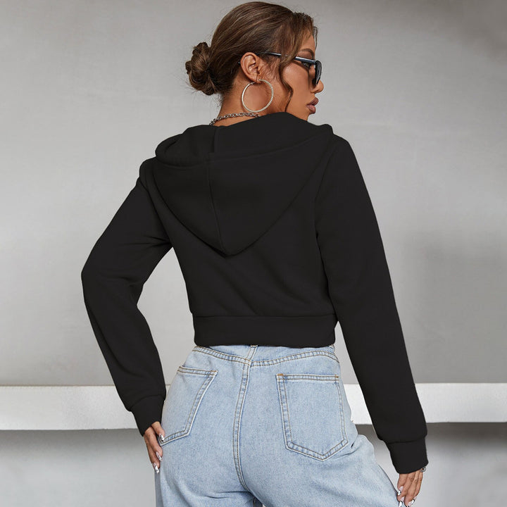 Kvinders cropped hoodie jakke med moderigtigt snit og behageligt materiale Stilla