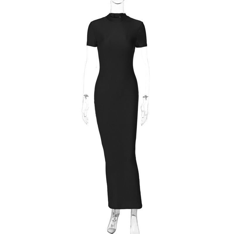 Dame Langærmet Kjole i minimalistisk design med høj krave og tætsiddende pasform Stilla