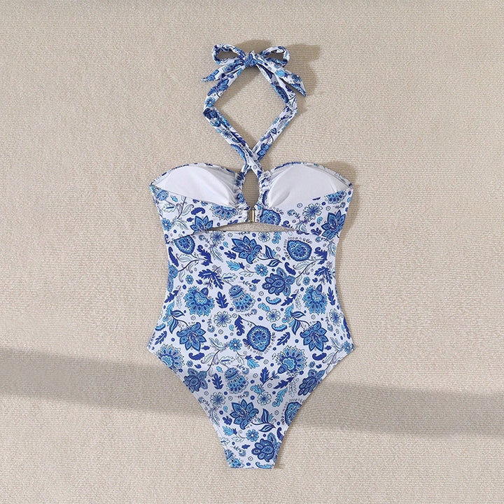 Dame enhedsbadedragt med elegant snit og fashionable cut-outs Skovae