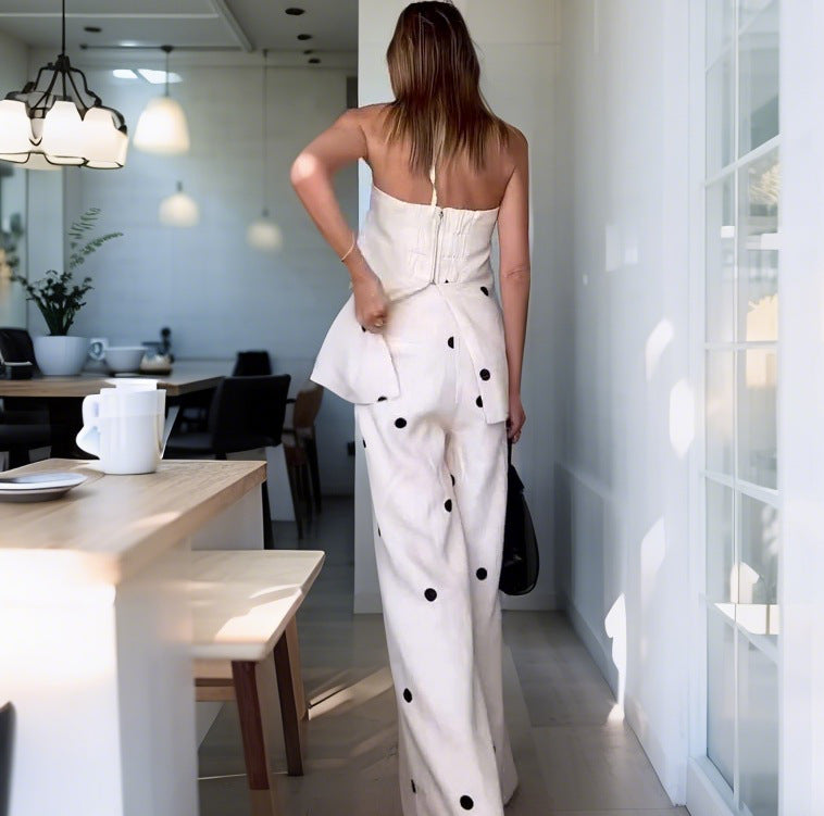 Dame Elegant sommer-outfit i luftig struktur med prikker Skovae