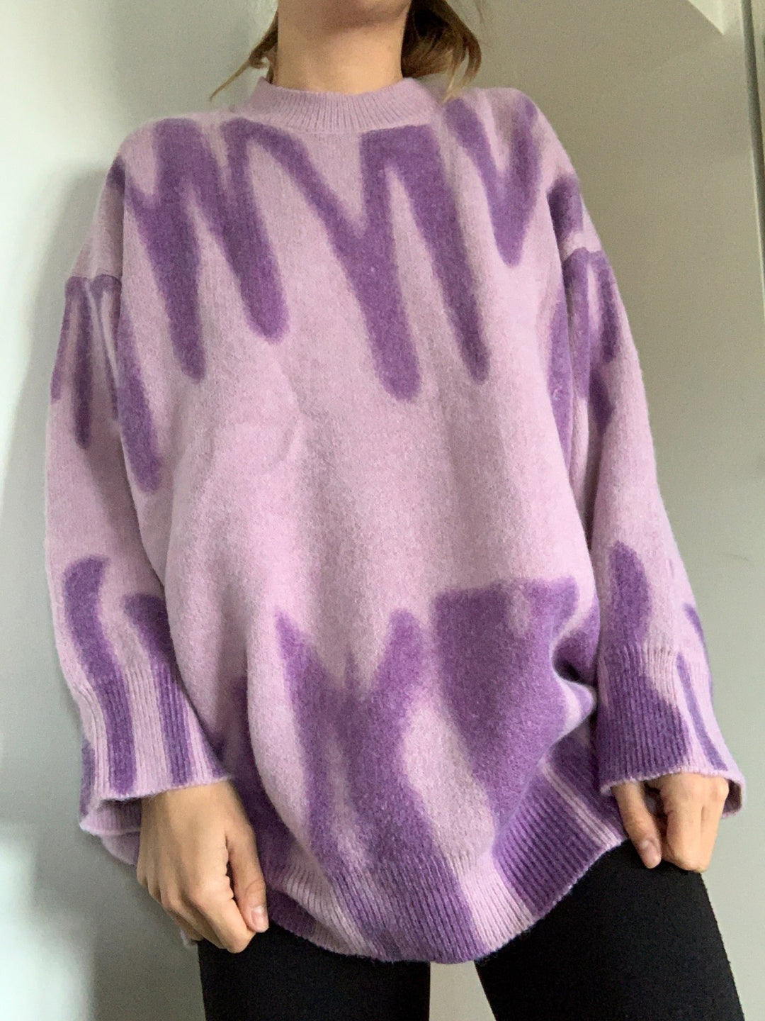 Damer Løs sweater med unik farvegradient og bred pasform Stilla