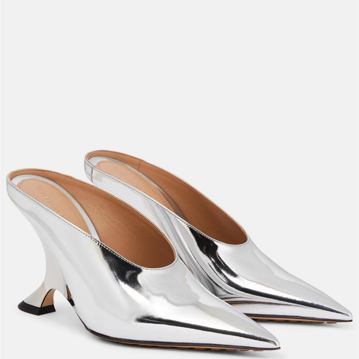 Femme Spidstærn Metallic Wedge Mules med skulptureret hæl Stilla