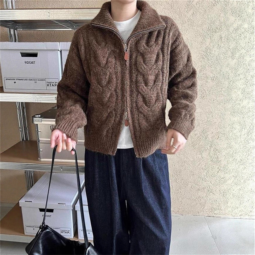 Kvinders chunky strik cardigan med stående krave og moderne kabelmønstre Stilla