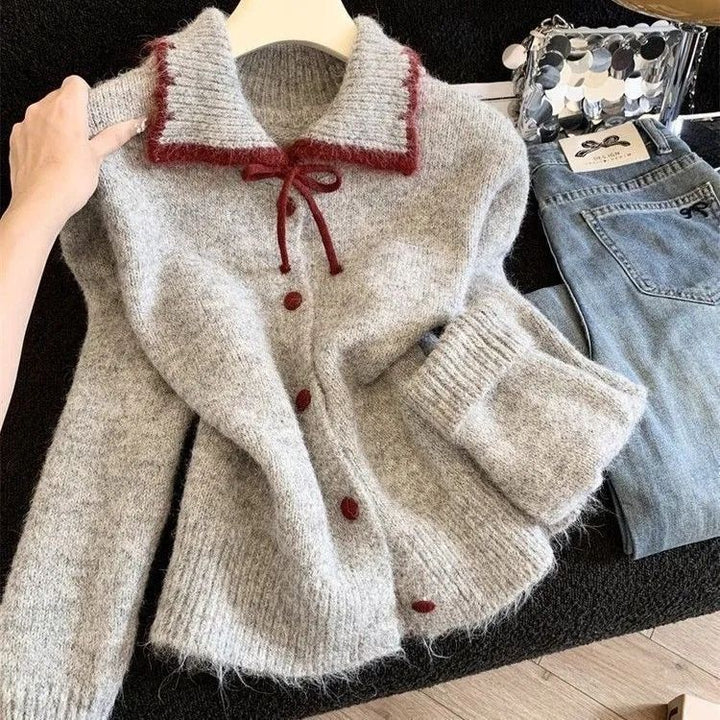 Kvinders hyggelige cardigan med stor krave og knapdetaljer Stilla