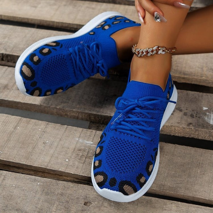 Dame Sporty og åndbare Sneakers med moderigtigt dyreprint Stilla
