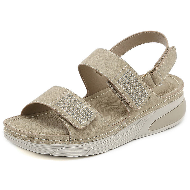 Dame sandaler med komfortabelt velcrolukning og elegant strass-applikation Stilla