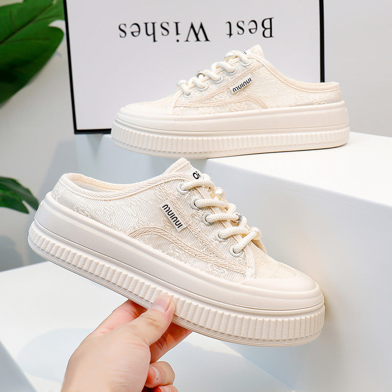 Dame Sneakers i moderne design med unikke detaljer og fleksibel sål Stilla