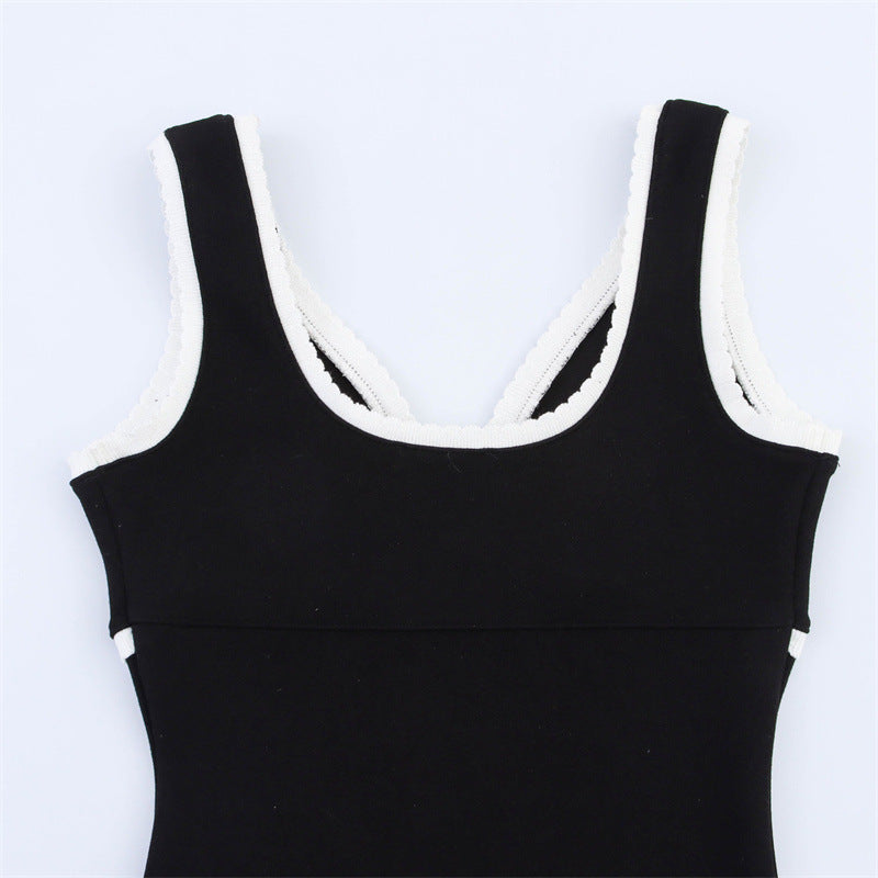Femme Elegante V-hals Bodycon kjole med spidse accenter Stilla