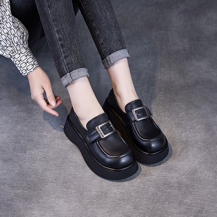 Femme Chunky Platform Loafers med dekorativ spænde-detail Stilla