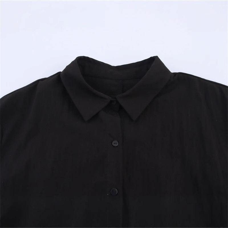 Femme Cropped Button-Down Shirt med Oversized Ærmer Stilla