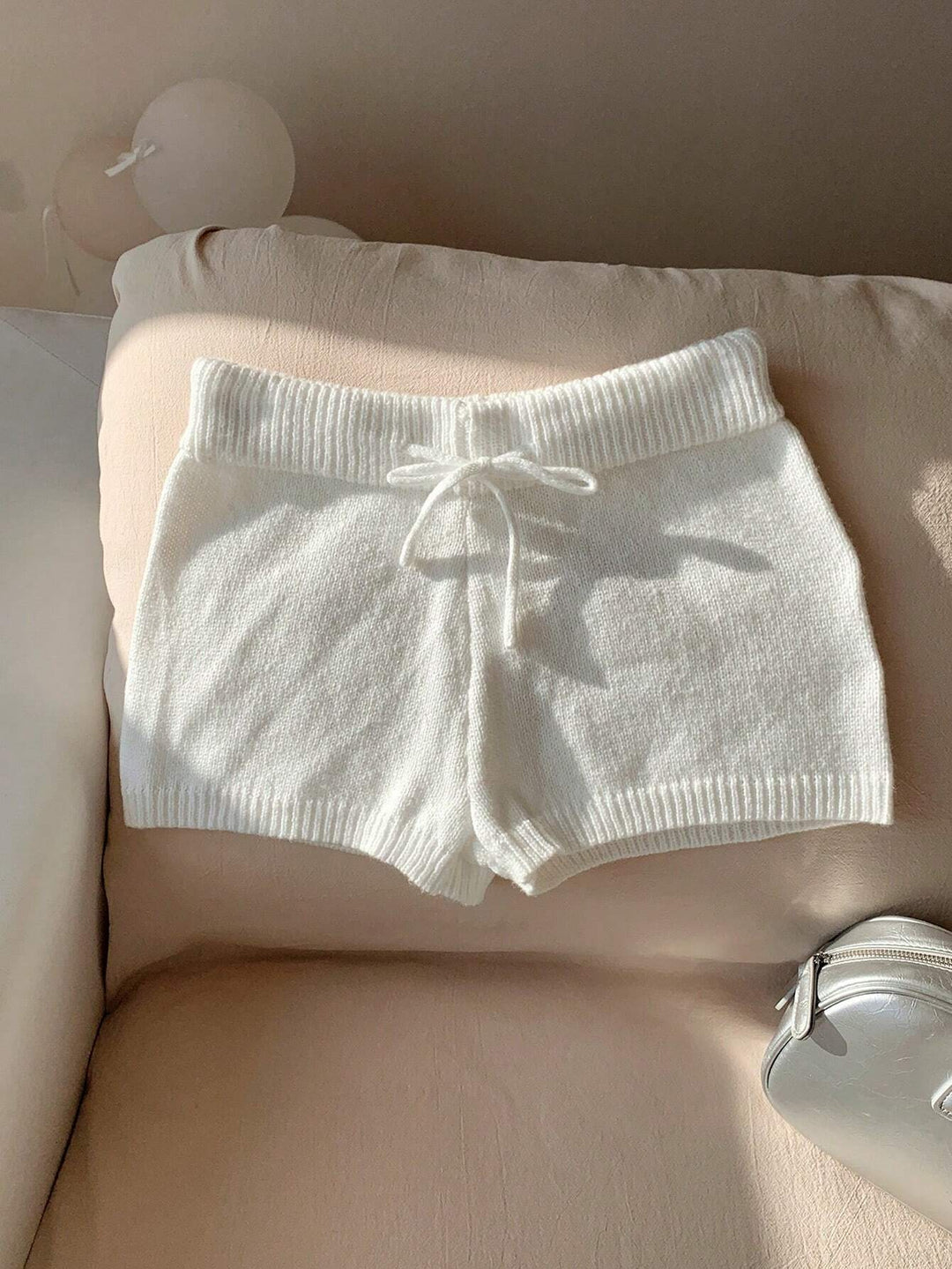 Dame bløde strikshorts med praktisk snøre Skovae