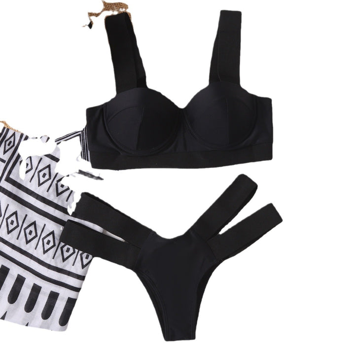 Dame bikini-sæt med støttende top og moderne skærdetaljer Stilla