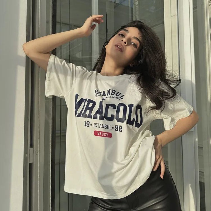 Dame Oversized T-Shirt med iøjnefaldende Istanbul print og afslappet snit Stilla