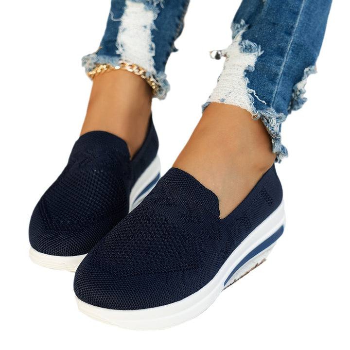Dame Slip-On Sneakers med åndbart mesh-overdel og polstret sål Stilla
