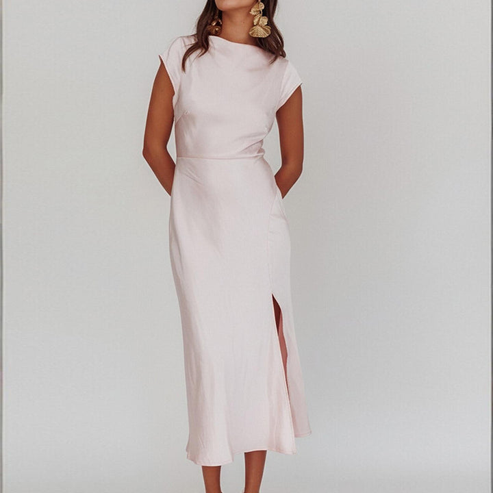 Kvinders elegante midi-kjole med chikt stående krave og flydende satin Stilla
