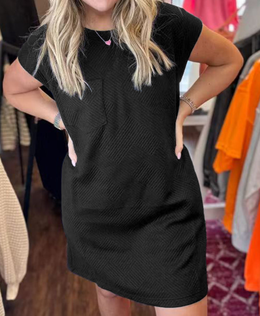 Dame afslappet T-shirt-kjole med et stilfuldt struktureret design Stilla