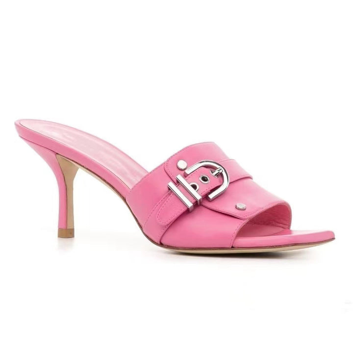 Femme Chic Slide Heels med stilfulde spænde-detaljer Stilla